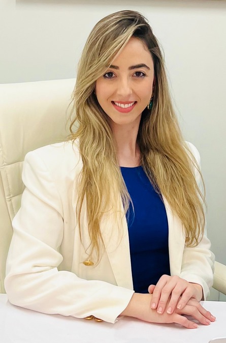 Dra. Leticia Coneglian - Psiquiatra Online